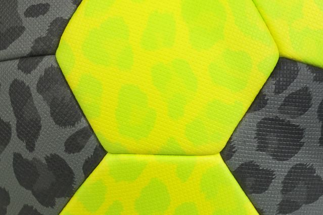 Hádzanárska lopta SELECT HB-LIGHT GRIPPY V24 ŽLTÁ/SIVÁ veľkosť 1